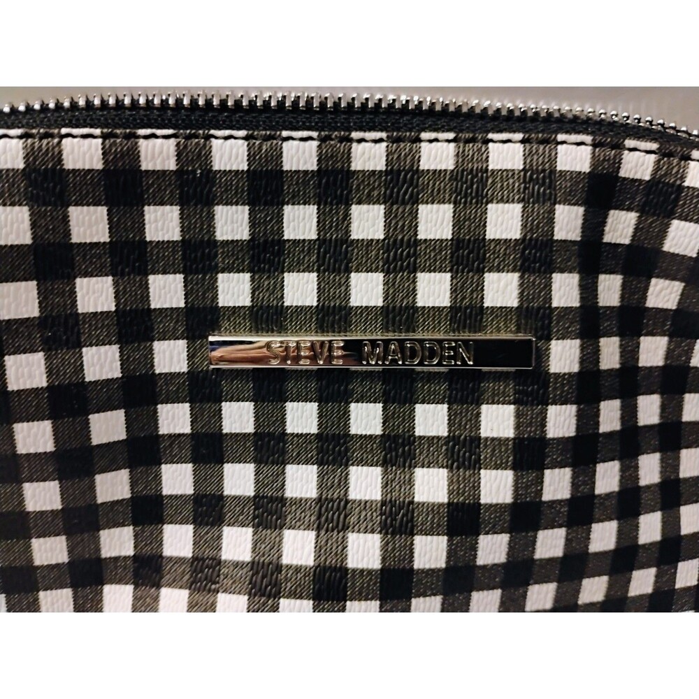 Steve Madden Black and White Gingham Dome Cosmetic Bag Wristlet Pouchette